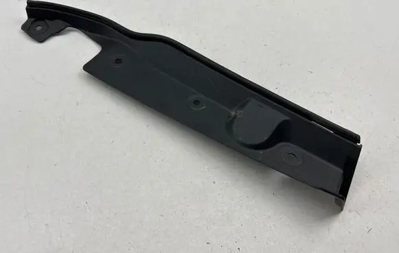 Chrysler Pacifica Other trunk/boot trim element 1005927