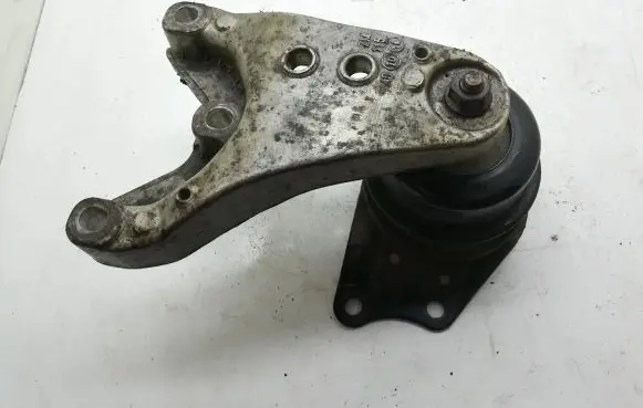Skoda Fabia Mk2 (5J) Engine mounting bracket