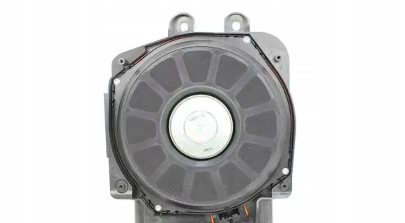 BMW 2 F45 Subwoofer speaker