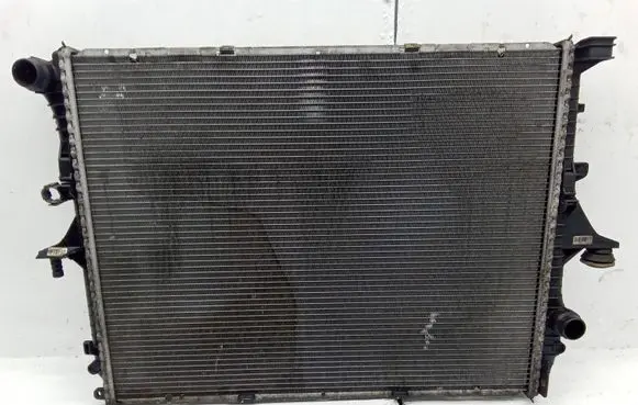 Audi Q7 4L Coolant radiator 7L6121253B