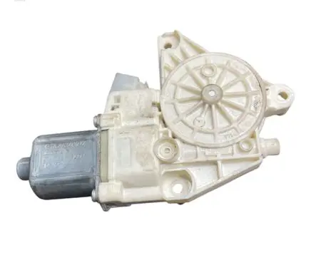 Mercedes-Benz C W204 Front door window regulator motor A2048200242 971218100 992289100