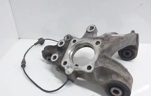 Honda CR-V Rear wheel hub spindle/knuckle AL2089773171
