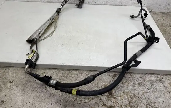 Volvo XC70 Power steering hose/pipe/line 31202165