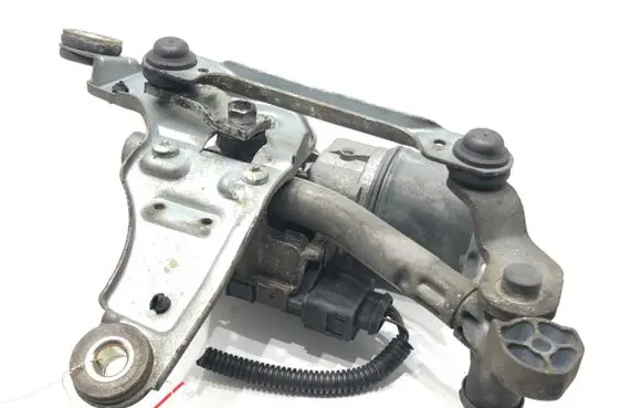 Front wiper linkage and motor