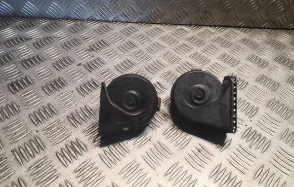 Land Rover Range Rover Sport L320 Horn signal YEB500080 YEB500160