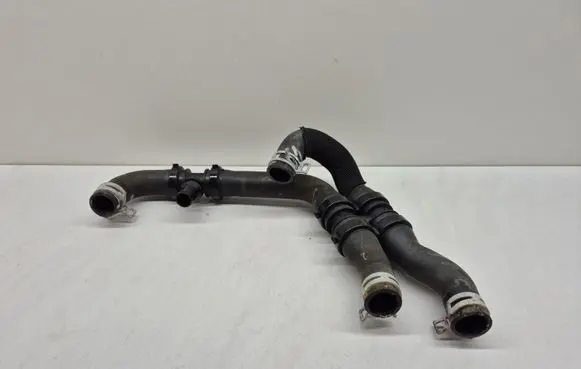 Renault Captur II Engine coolant pipe/hose