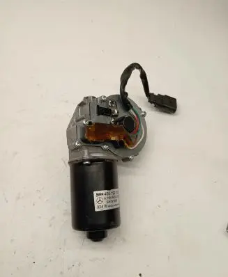 Mercedes-Benz GLE (W166 - C292) Wiper motor A1648202542