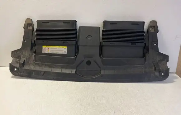 Audi Q7 4M Air intake duct part 4M0129510D