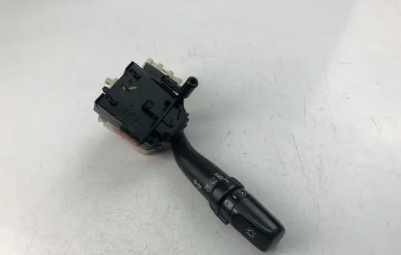 Toyota Avensis Verso Indicator stalk 8414044020