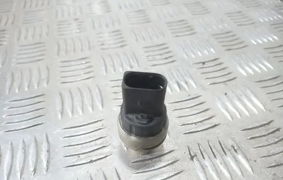 Air conditioning (A/C) pressure sensor
