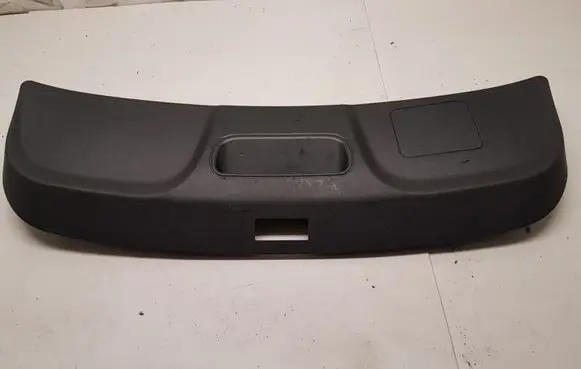 Audi TT TTS Mk2 Tailgate/boot cover trim set 8J7867979A