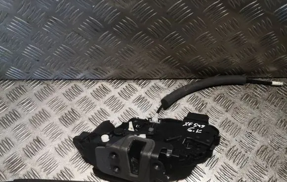 Jaguar XF X250 Rear door lock 8X2A26413AE