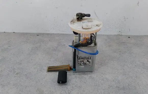 KIA Carens II In-tank fuel pump 31110-1D000