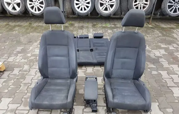 Seat set