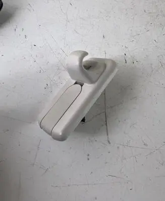 Jeep Cherokee Sun visor clip/hook/bracket 5RH21TRMAA 5RH21TRMA