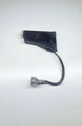 Fuel tank cap lock