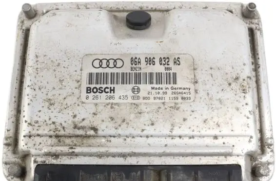 Audi A3 S3 8L Engine control unit/module ECU 06A906032AS 0261206435 26SA6415