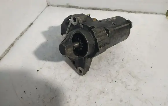 Citroen C4 I Starter motor 9646694080