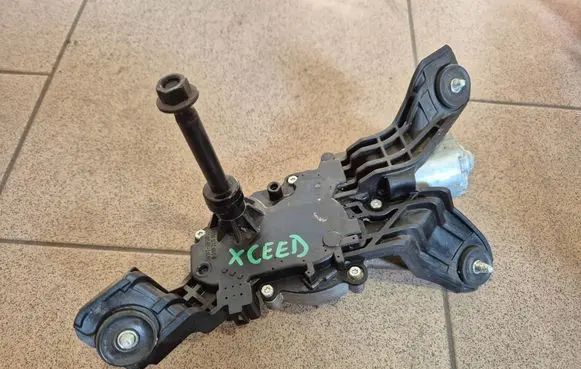 KIA Xceed Rear window wiper motor 98700J7600