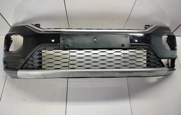 Volkswagen T-Roc Front bumper 2GA807221J