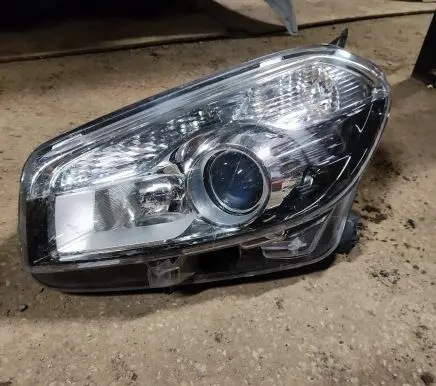 Nissan Qashqai Headlight/headlamp 1EL01033505 26060BR00B 26060BR00A