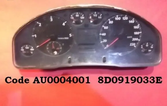Audi A4 S4 B5 8D Speedometer (instrument cluster) 8D0919033E AU0004001