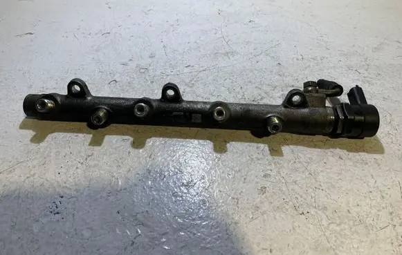 BMW 3 E46 Fuel main line pipe 0445214030 027383