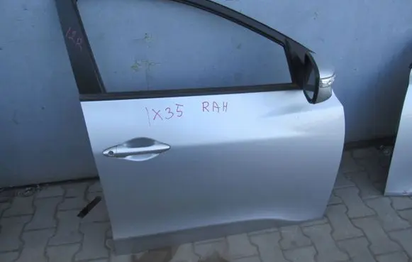 Hyundai ix35 Front door