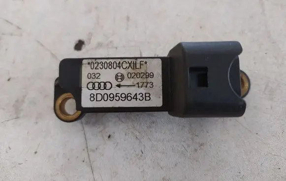 Audi A4 S4 B5 8D Airbag deployment crash/impact sensor 8D0959643B