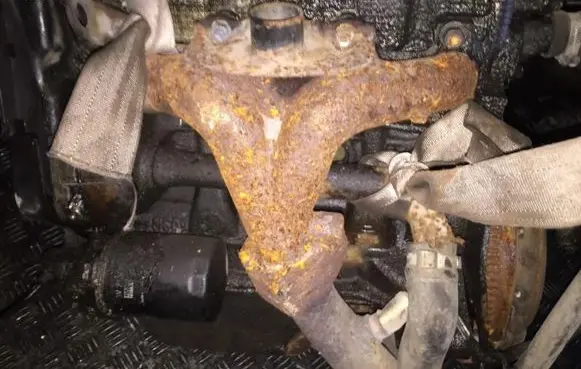 Fiat Punto (176) Exhaust manifold