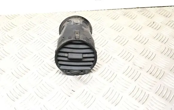 Volkswagen Caddy Dash center air vent grill 2K0819703B 3VEX7039AA 22571