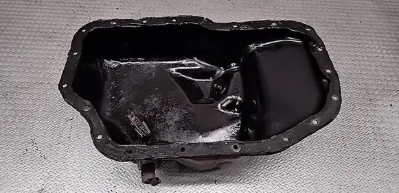 Toyota Corolla Verso AR10 Oil sump 