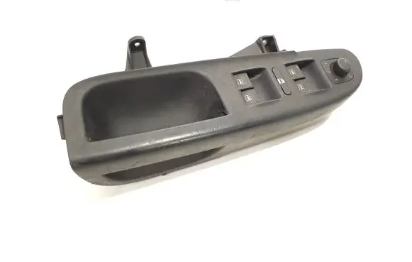Volkswagen PASSAT B6 Electric window control switch 1867179A 3C1867171