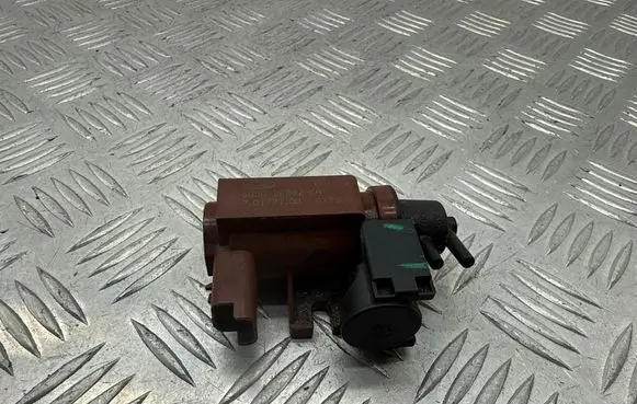 Ford Mondeo MK IV Turbo solenoid valve 6G9Q9E882CA 07T209