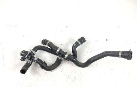 Mercedes-Benz CLA C118 X118 Hybrid/electric vehicle battery cooling hoses/tubes A2465000040