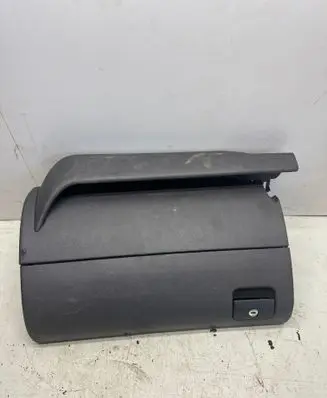 Seat Toledo II (1M) Glove box 1M1857104 26077