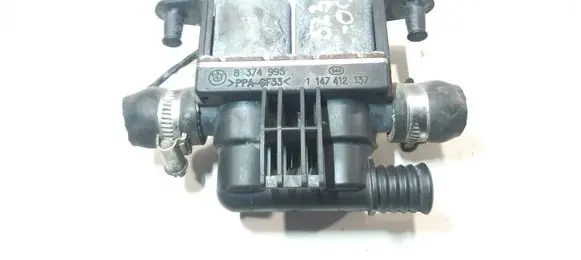 BMW 5 E39 Coolant heater control valve 8374995 1147412137