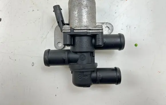 Volkswagen ID.4 Coolant heater control valve 5Q0906457C
