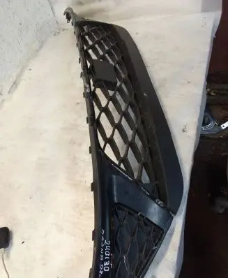 Seat Arona Front bumper lower grill 6F9853667