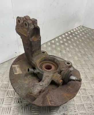 Volkswagen Transporter - Caravelle T5 Front wheel hub spindle knuckle 7H0252D