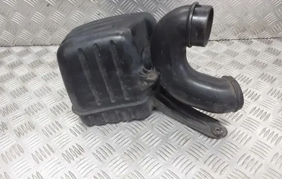 Chevrolet Epica Intake resonator 96640365