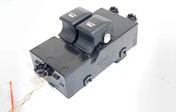 KIA Ceed Electric window control switch 93570-A2100