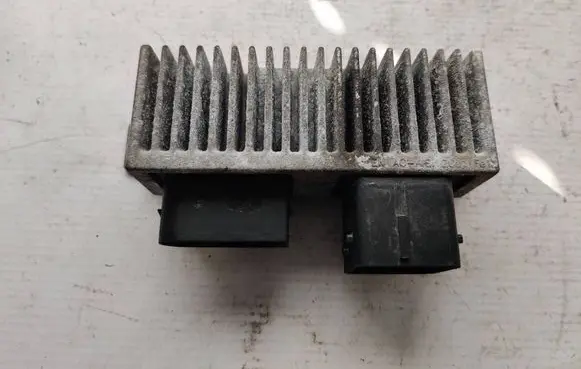 Renault Master III Glow plug pre-heat relay 271206395R RCS812