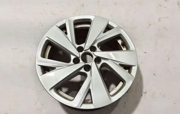 Volkswagen Taigo R16 alloy rim 2G7601025
