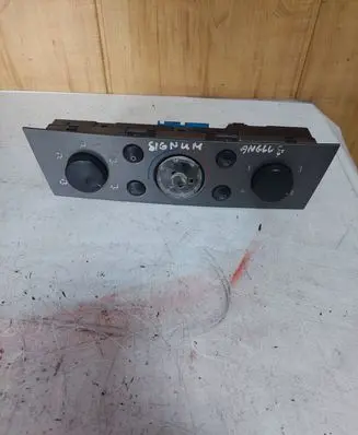Opel Signum Climate control unit 13138190 69550001 MCP3200