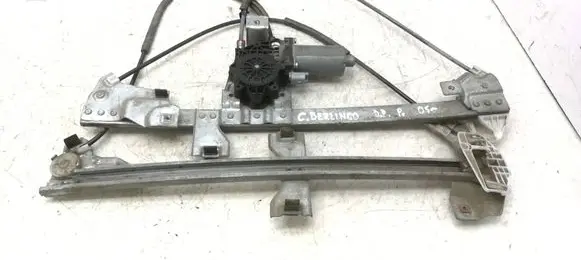 Citroen Berlingo Front door window regulator with motor 0130821762