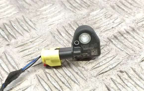Skoda Octavia Mk3 (5E) Airbag deployment crash/impact sensor 3Q0959351 0401141667