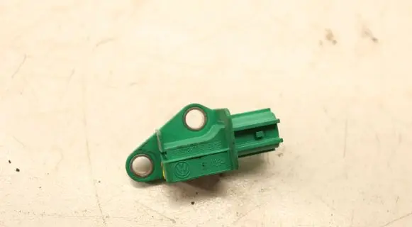 Audi A4 S4 B8 8K Airbag deployment crash/impact sensor 1K0909606C