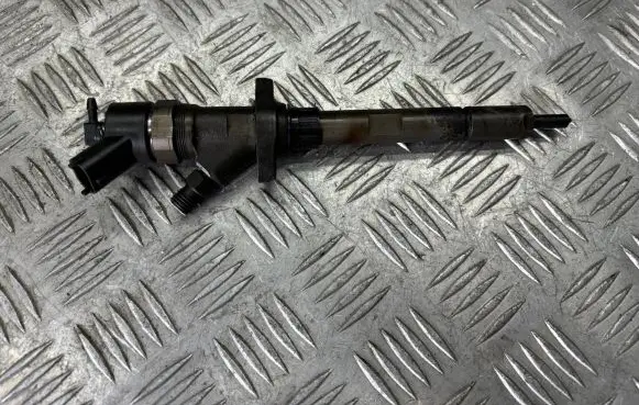 Peugeot 607 Fuel injector 9637277980