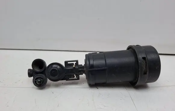 Toyota Corolla E140 E150 Headlight washer spray nozzle 30132